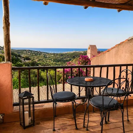 Casa Urania
